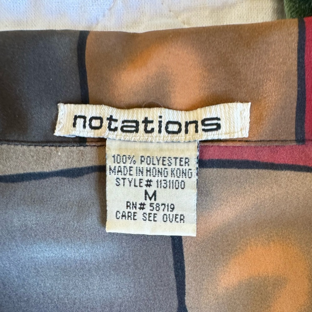 Square Pattern Button Down Blouse - Picture 6 of 6